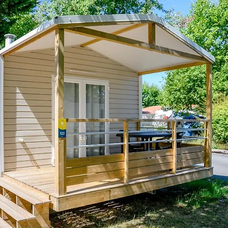 Camping Maeva Escapades L'arbre D'or **** 营地 波讷地区帕朗提