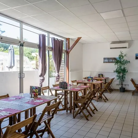 营地 Camping Maeva Escapades L'arbre D'or **** 波讷地区帕朗提