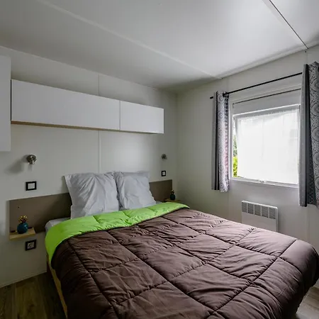 Camping Maeva Escapades L'arbre D'or **** * 波讷地区帕朗提